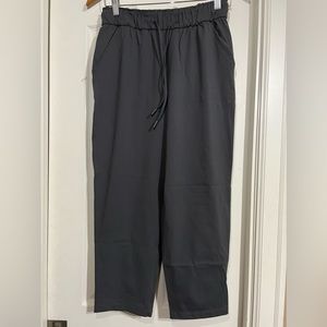 NWOT Lululemon Keep Moving Crop 23"
Graphite Grey